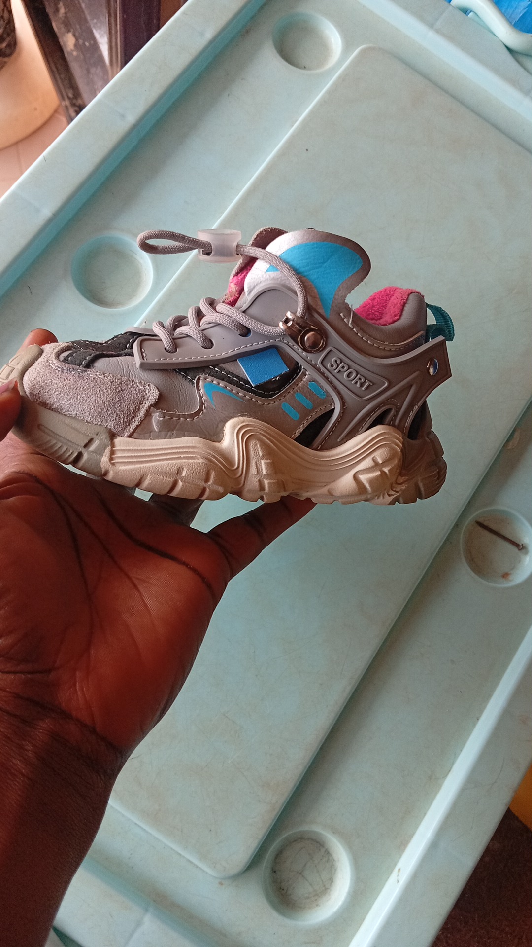 Sneakers